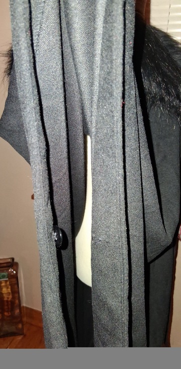 Adrienne Landau Faux Fur Collar Black Poncho/Cape - Size 2x-3x - NWT - Picture 10 of 12